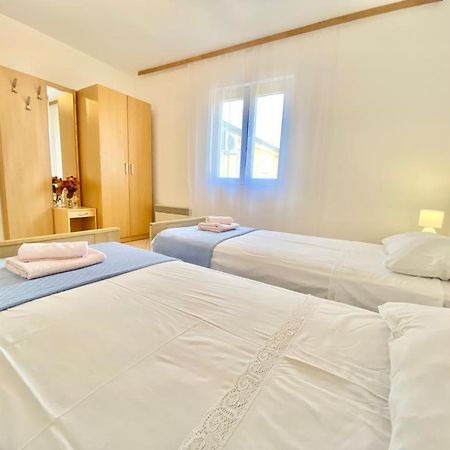Porat Apartman Stari Grad Kültér fotó
